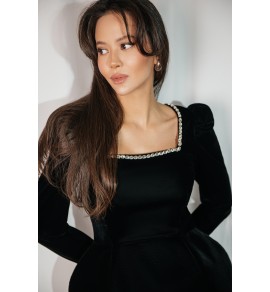 Бархатный топ с камнями SWAROVSKI